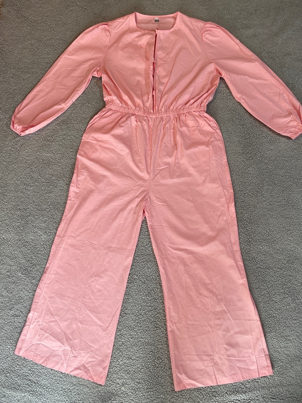 Pink jumpsuit with puffy sleeves and wide leg, Size: XXL #jumpsuit #festival